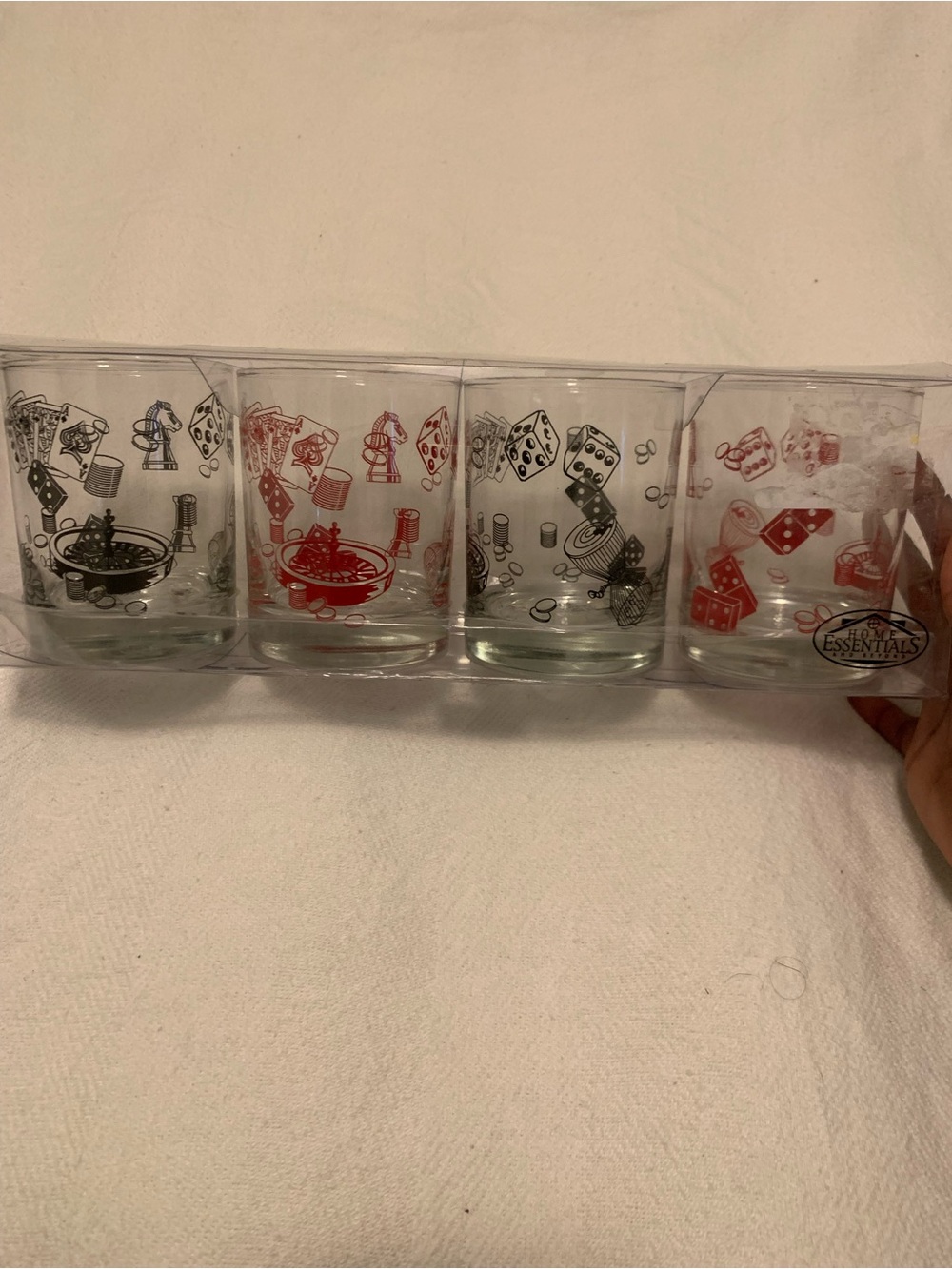Essentials vintage Casino Game Printed Clear Glass Tumblers - Red and Black
